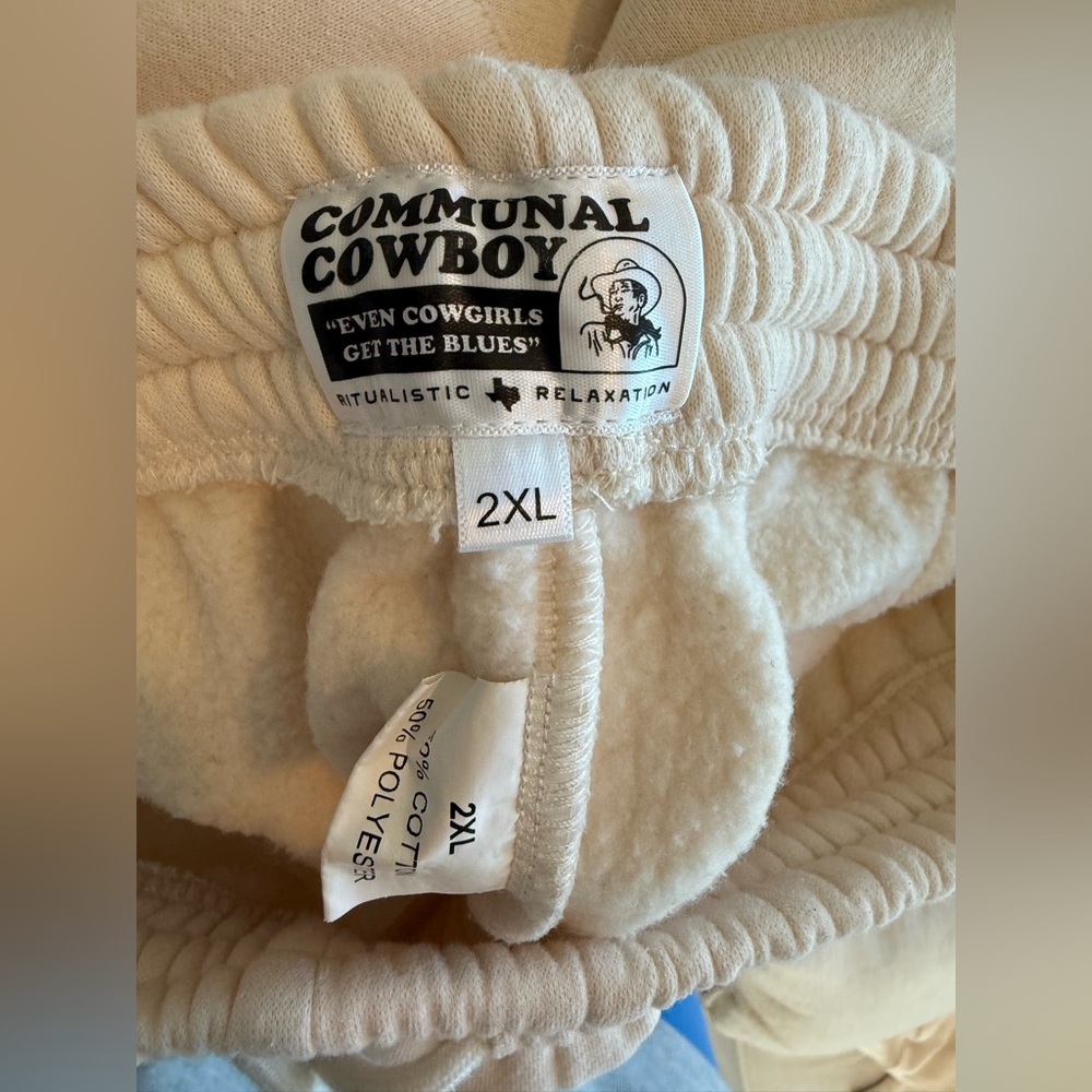 Communal Cowboy Set - Cream ‘Even Cowgirls Get The Blues’ Hoodie & Sweatpant - Picture 12 of 12